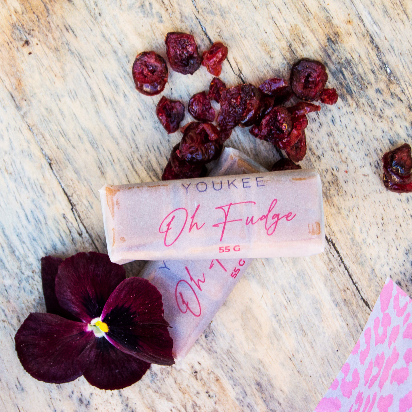 Youkee Scarlet Luxe Gift Box